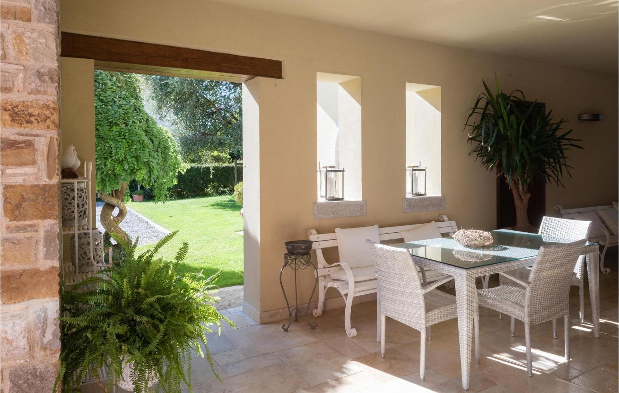 Apt, Braida Corona Extérieur photo